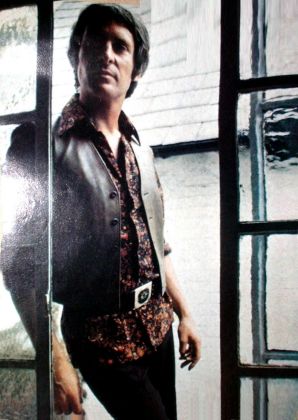 Jeremy Brett Male Model Actor Fashion Design (1969)