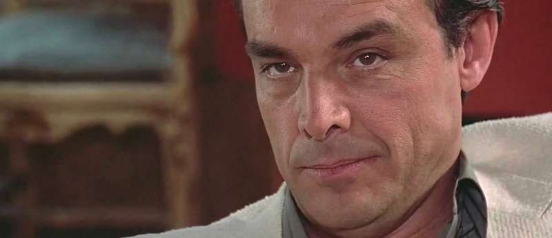 Paul Shenar dans Scarface (1983)