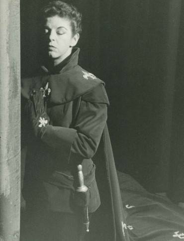 Jeanne (Jessie Evans)