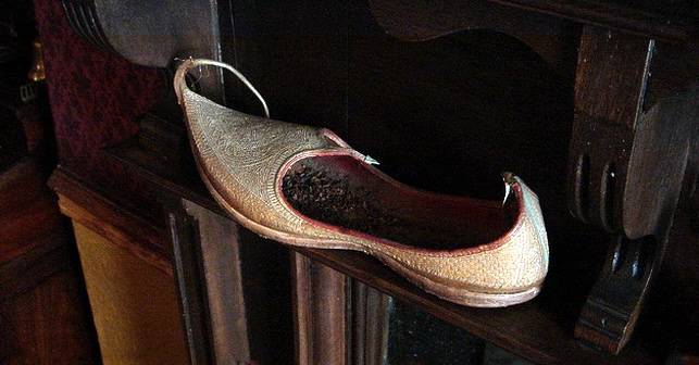 la pantoufle persane (Sherlock Holmes Museum)